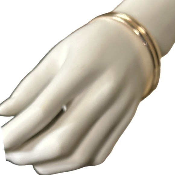 Vintage Bangle Bracelets Rose Gold Plated Non tarnish Set of 2 - Picture 8 of 11